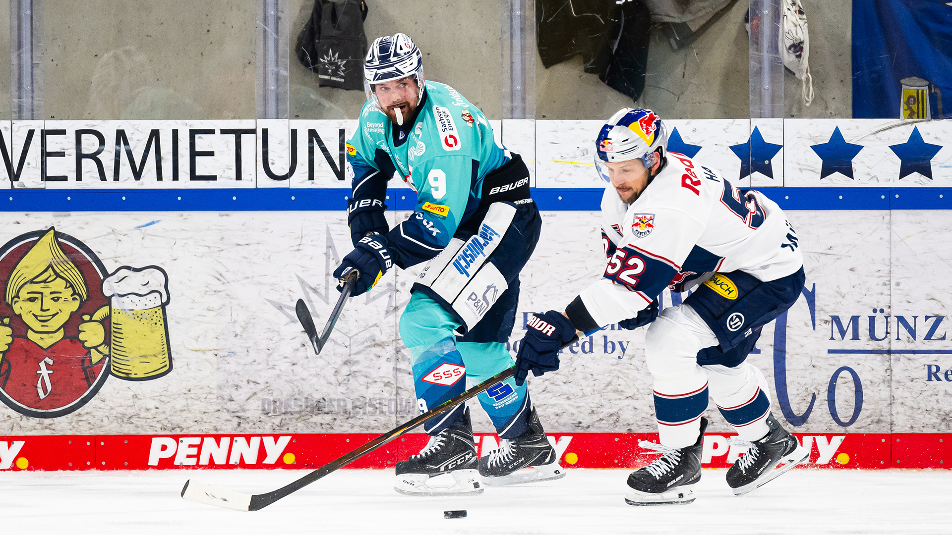 Dresdner Eislöwen gg. EHC Red Bull München